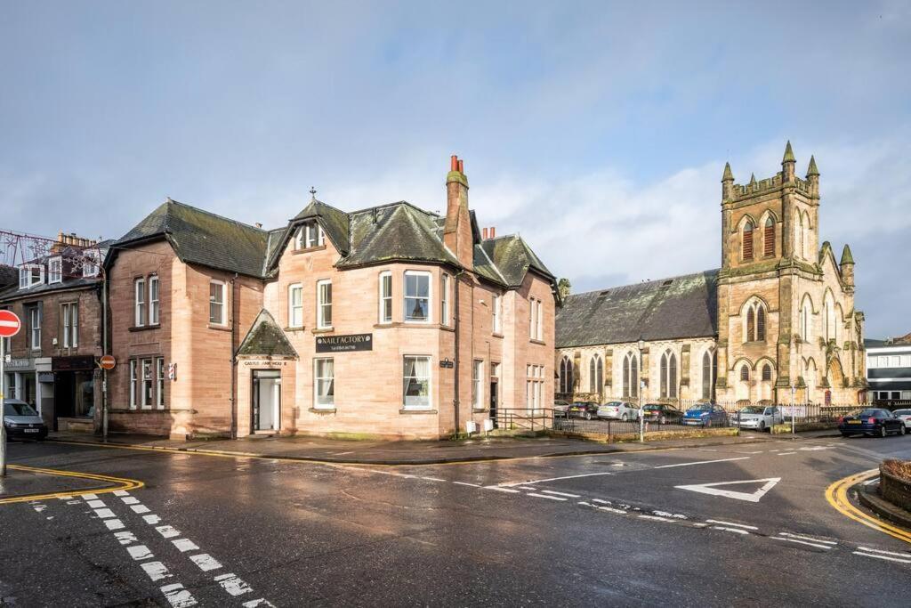 Castlebank House Flats, Dingwall Exterior photo